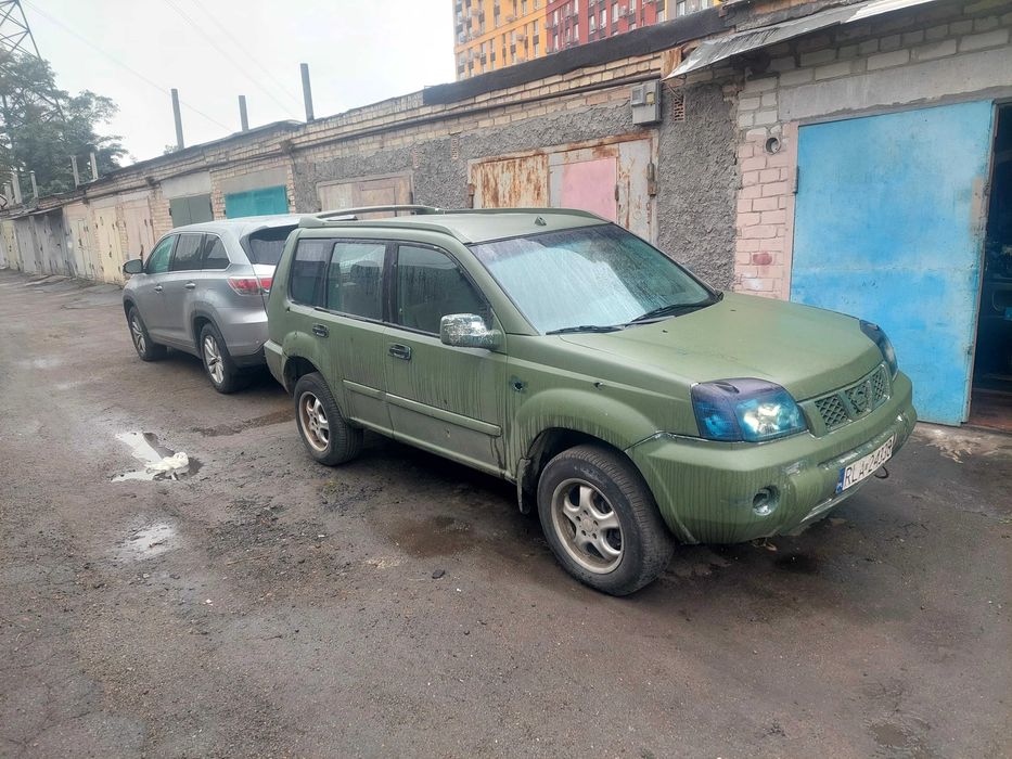 Nissan x trail повний привід