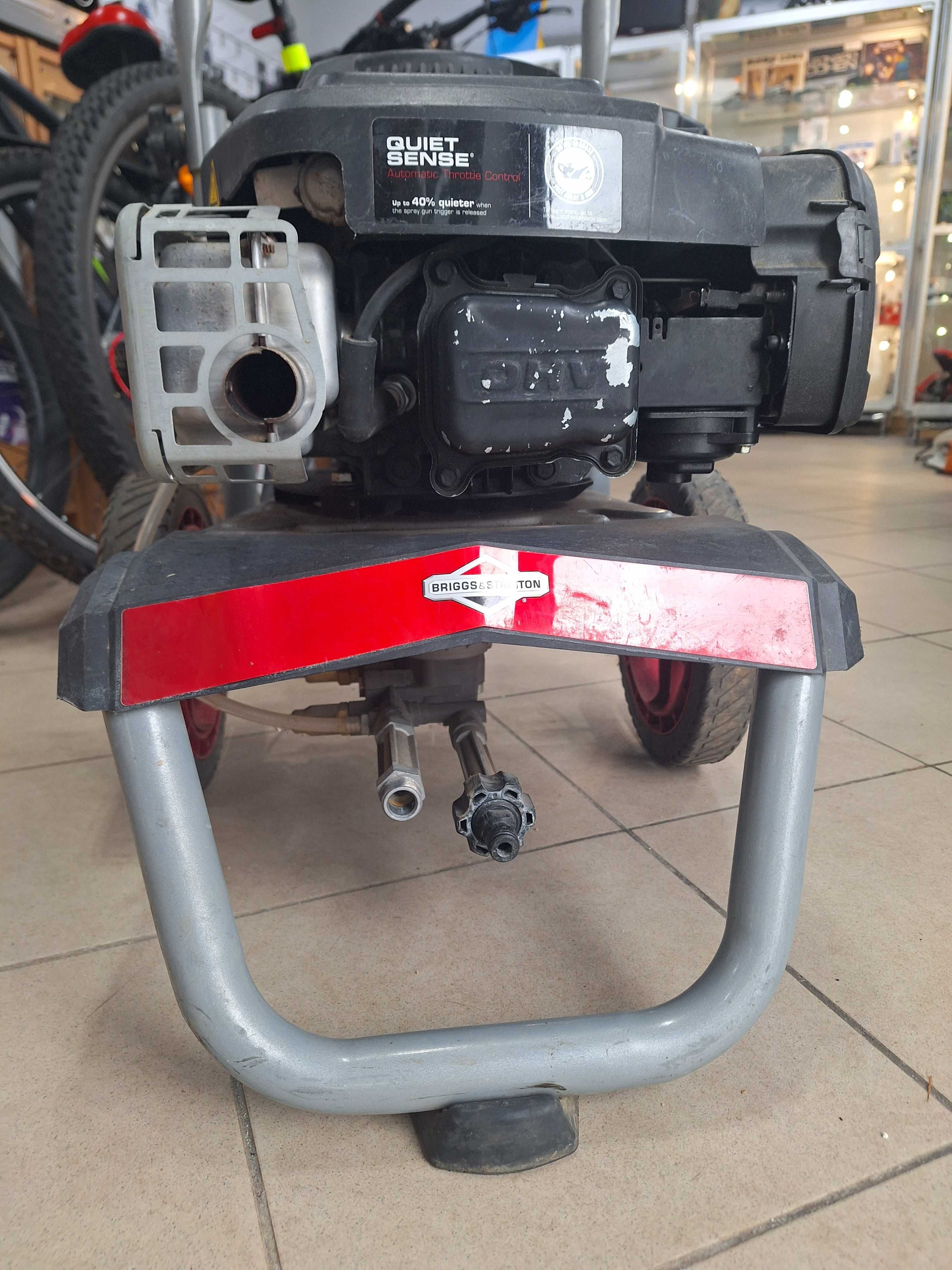 Spalinowa myjka ciśnieniowa BPW3200Q Elite Series Briggs & Stratton