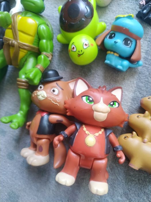 Лот детских игрушек