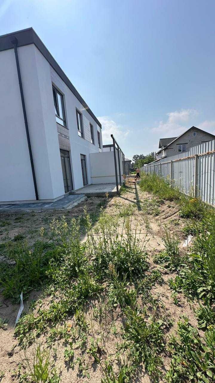 Продам Дуплекс Поруч з Гранд Бурже. Авенір Плаза у Пішому Доступі.