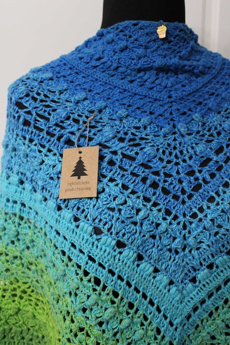 Chusta na szydełku rękodzieło prezent