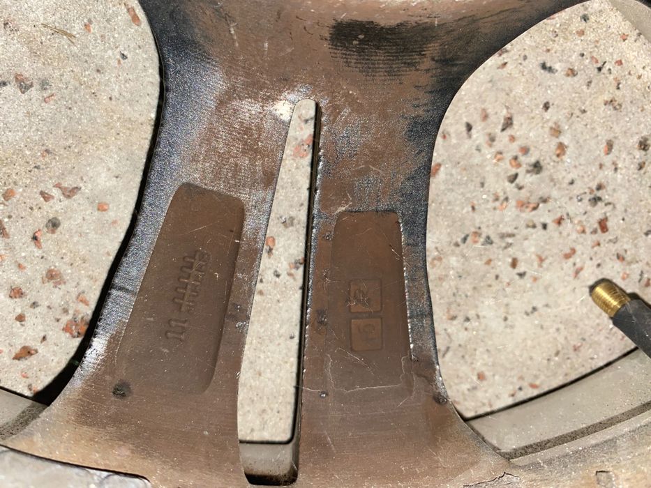 Диски R15 стояли на mazda