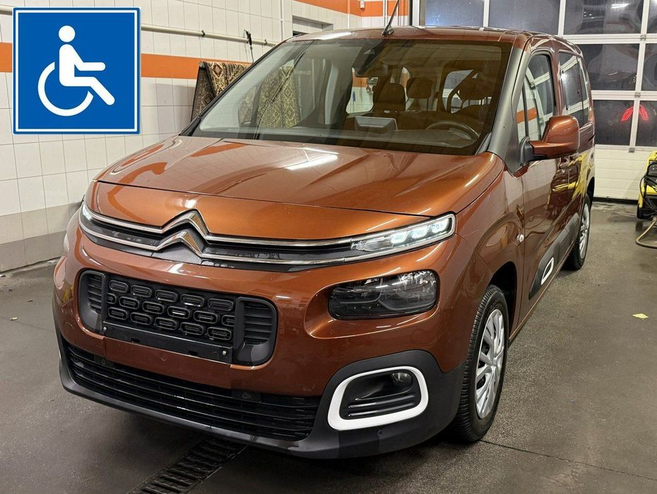 Citroën Berlingo Podnośnik automatyczny do podnoszenia wózków inwalidzkich