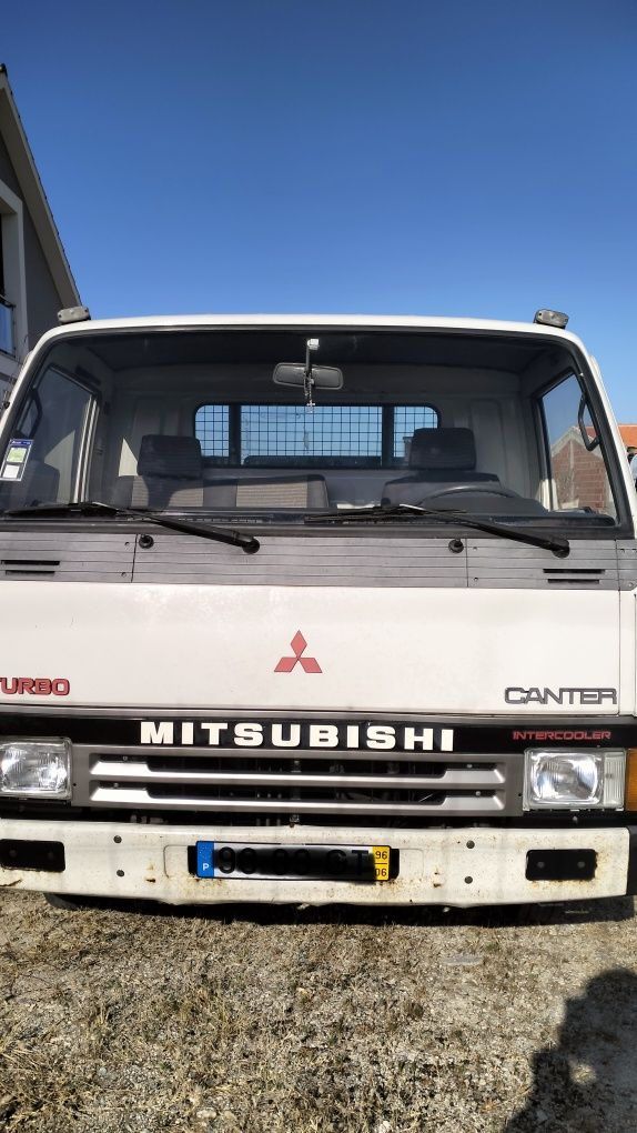 Mitsubishi Canter FE444
