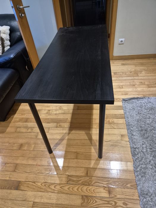 Secretária IKEA usada