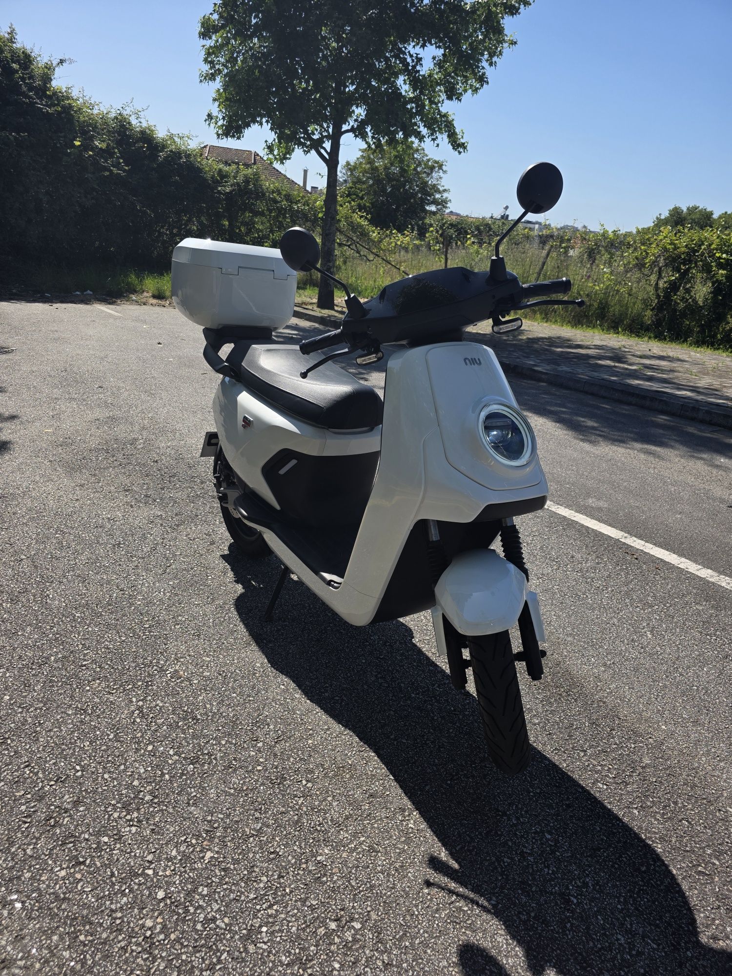 Mota 125 NIU MQI GT