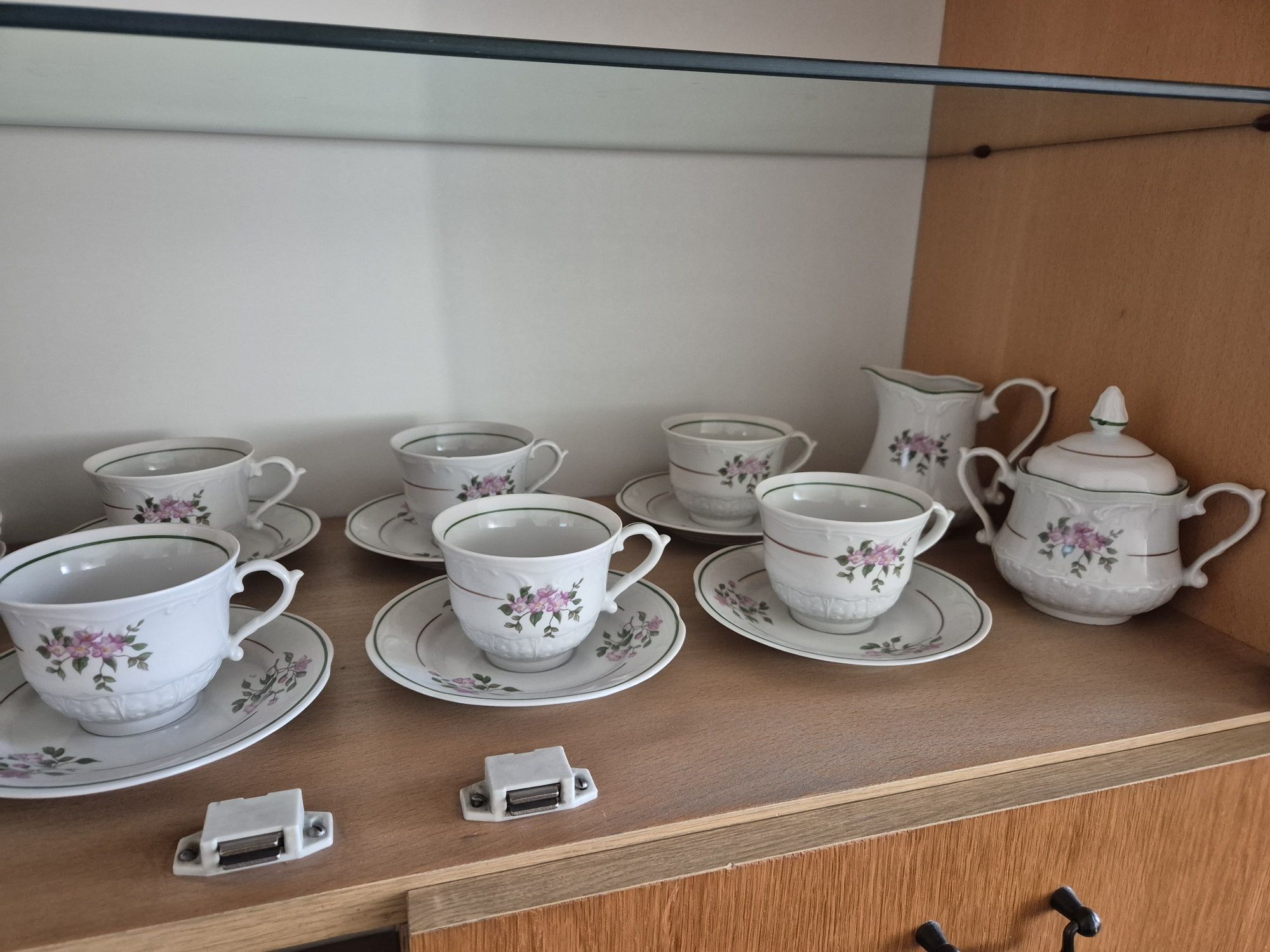 Serwis do kawy Włocławek porcelana 12 osób
