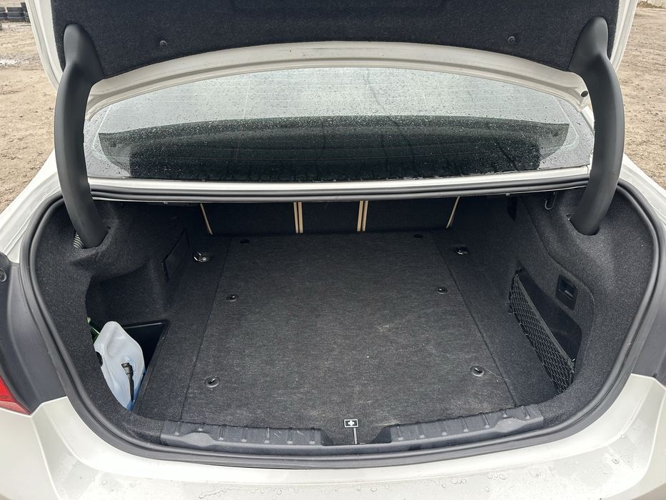 BMW F30 (FL) 3 series phev