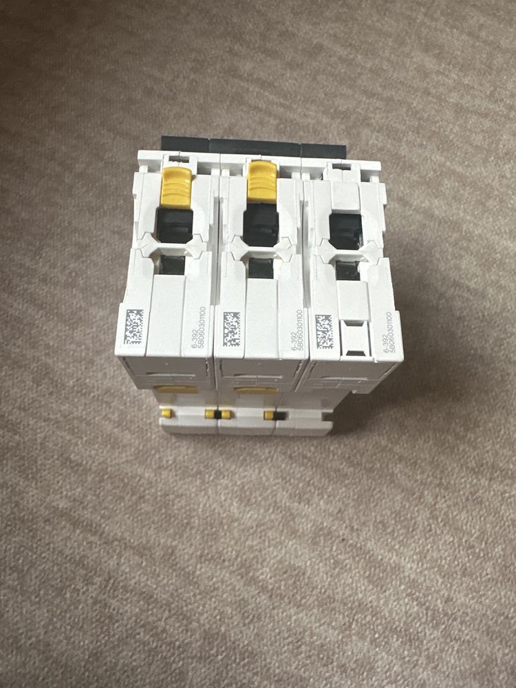 Wyłącznik nadprądowy IC60H 6A, 3P, char. C , A9F07325, Schneider