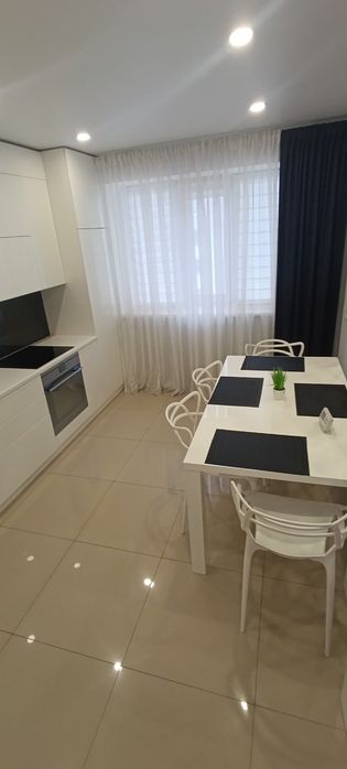 Оренда 1-кім квартири в новобудові Капучино.