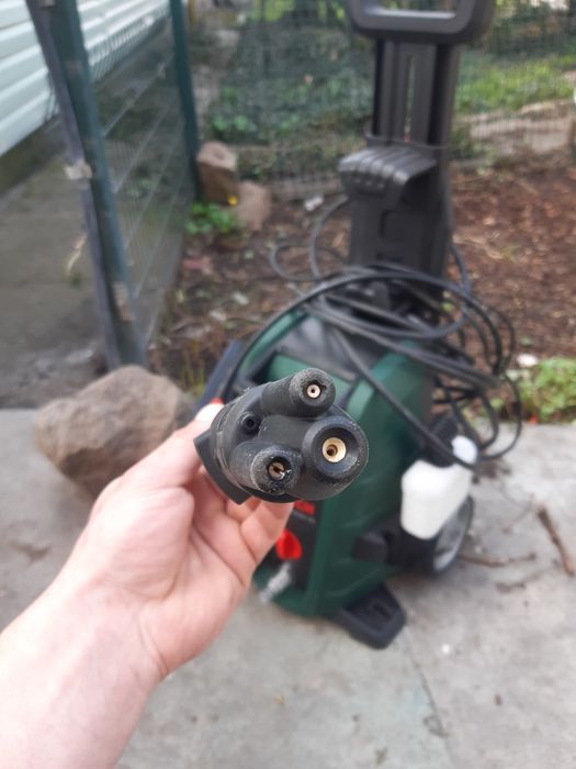 Мойка высокого давления Bosch UniversalAquatak 135