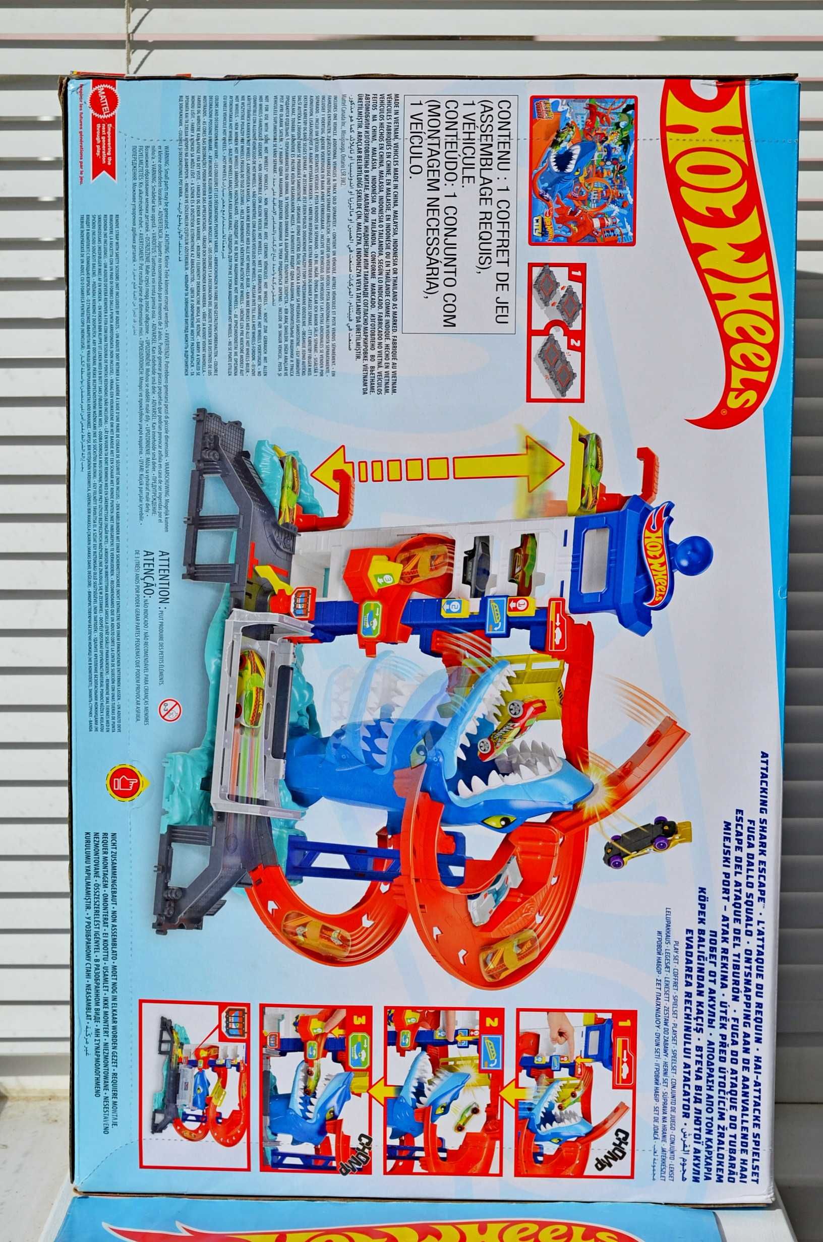 Трек Hot Wheels attacking shark escape акула Втеча від акули атака
