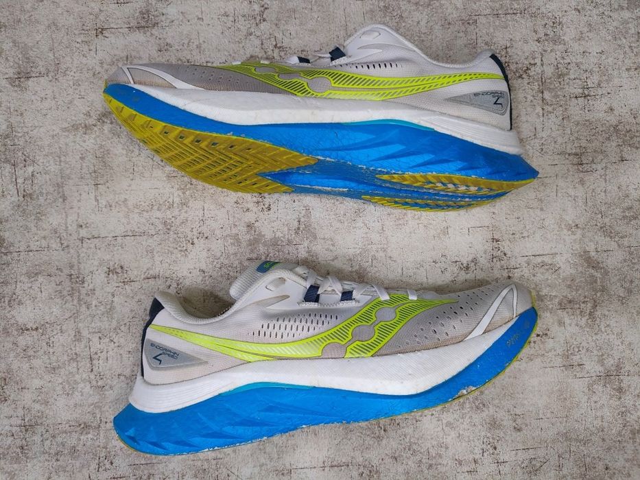 Кросівки Saucony Endorphin Speed 4 р-45 оригінал бігові кроссовки