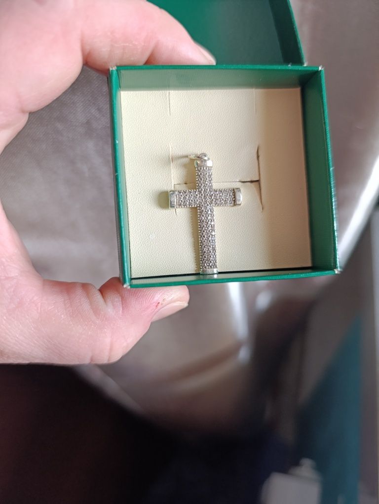 Продам серебро 925, серьги, кольца, крестик, цепочка