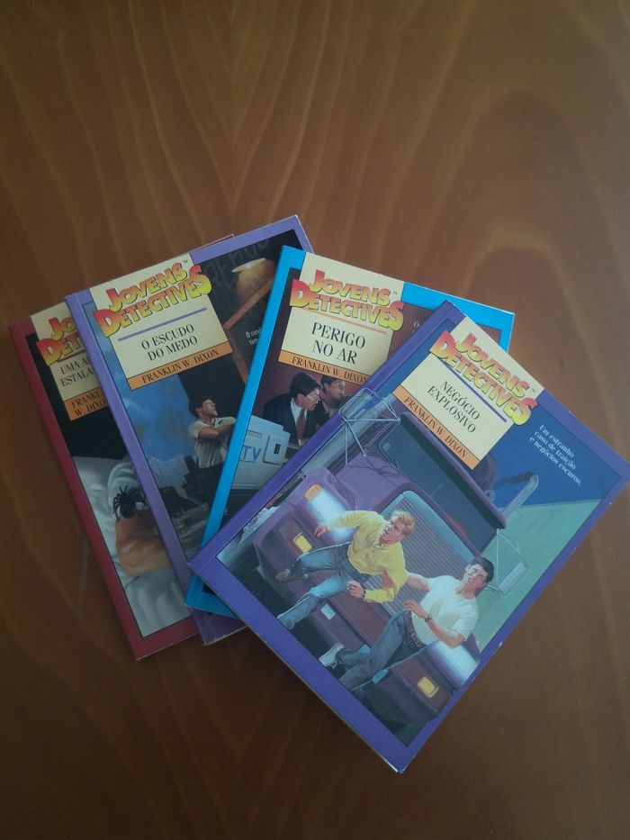 Livros Juvenis anos 90 - Mistério