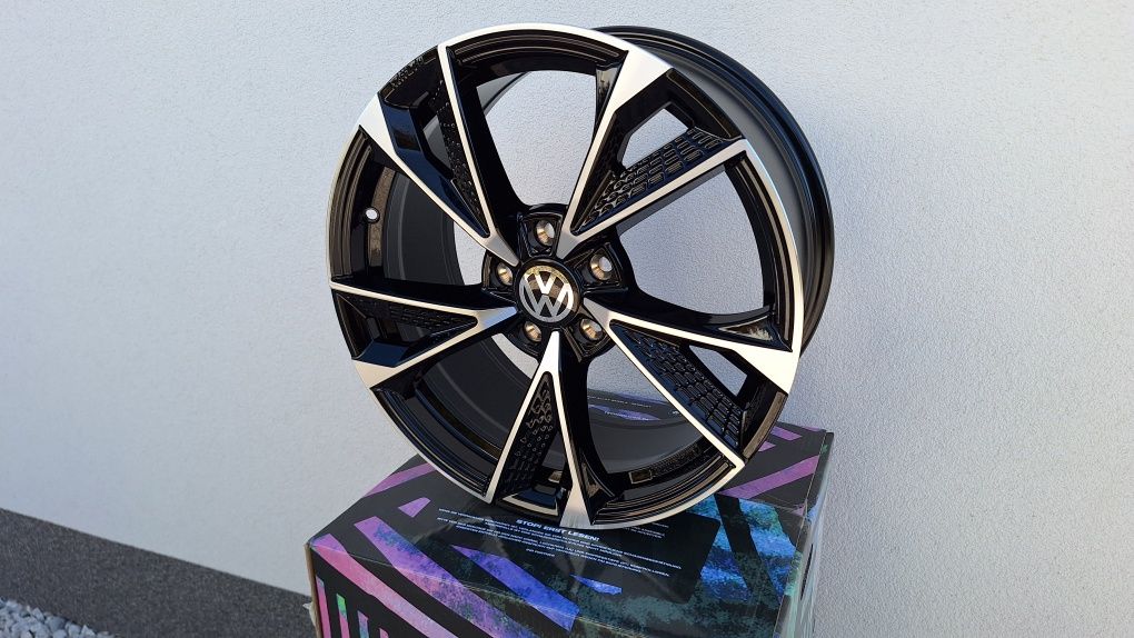 Nowe Alufelgi 5x112 R18 Audi A3 A4 b8 b9 A6 C6 C7 Q3 Skoda Superb Octa