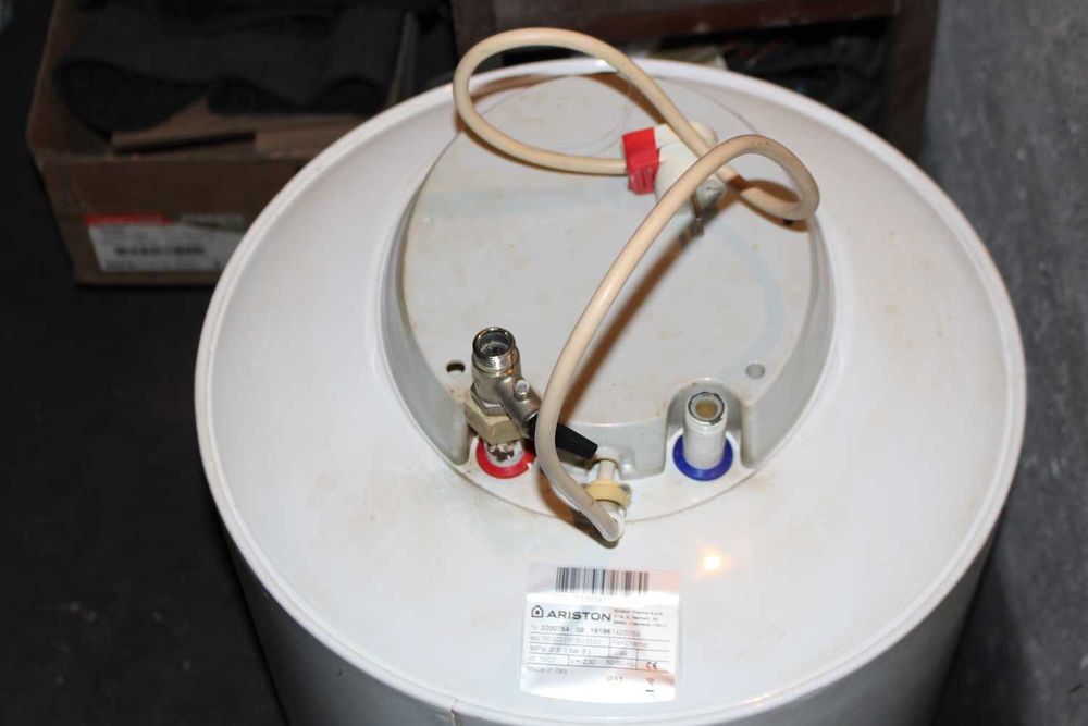 Elektryczny podgrzewacz wody ARISTON PRO ECO