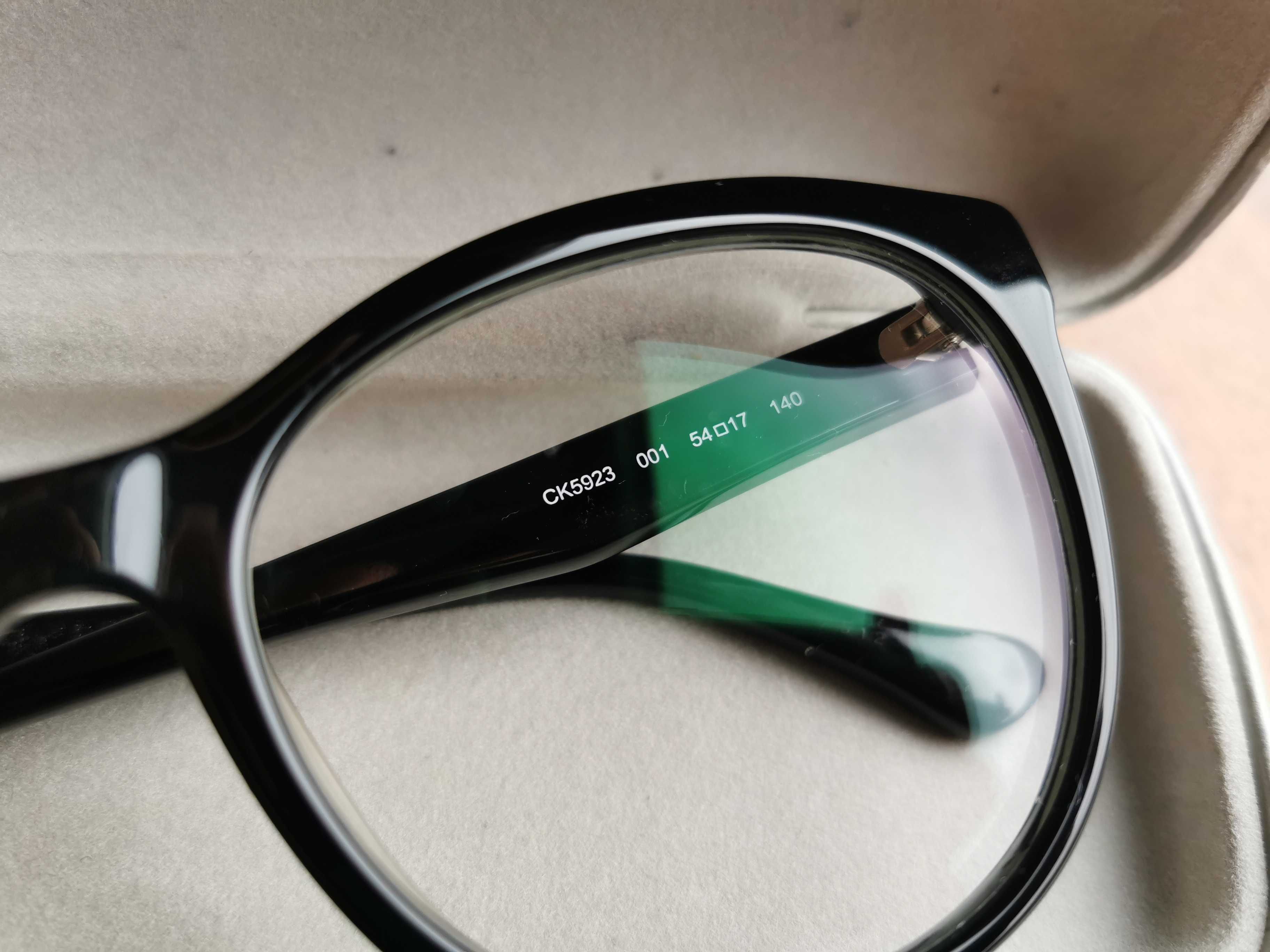 Oprawki do okularów Calvin Klein - okulary zerówki. Idealne!