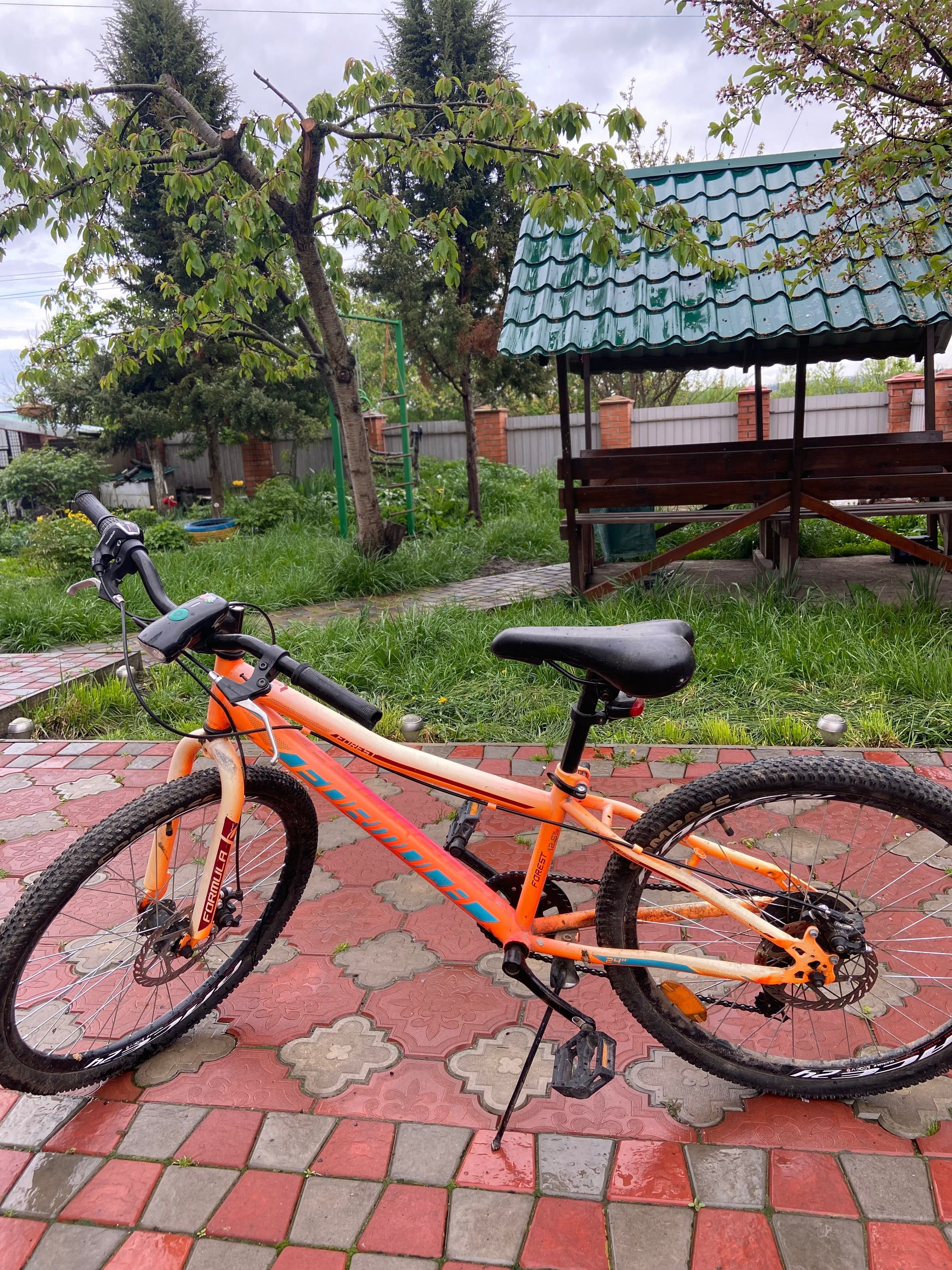 Велосипед дитячий для хлопчика 7 -8 років