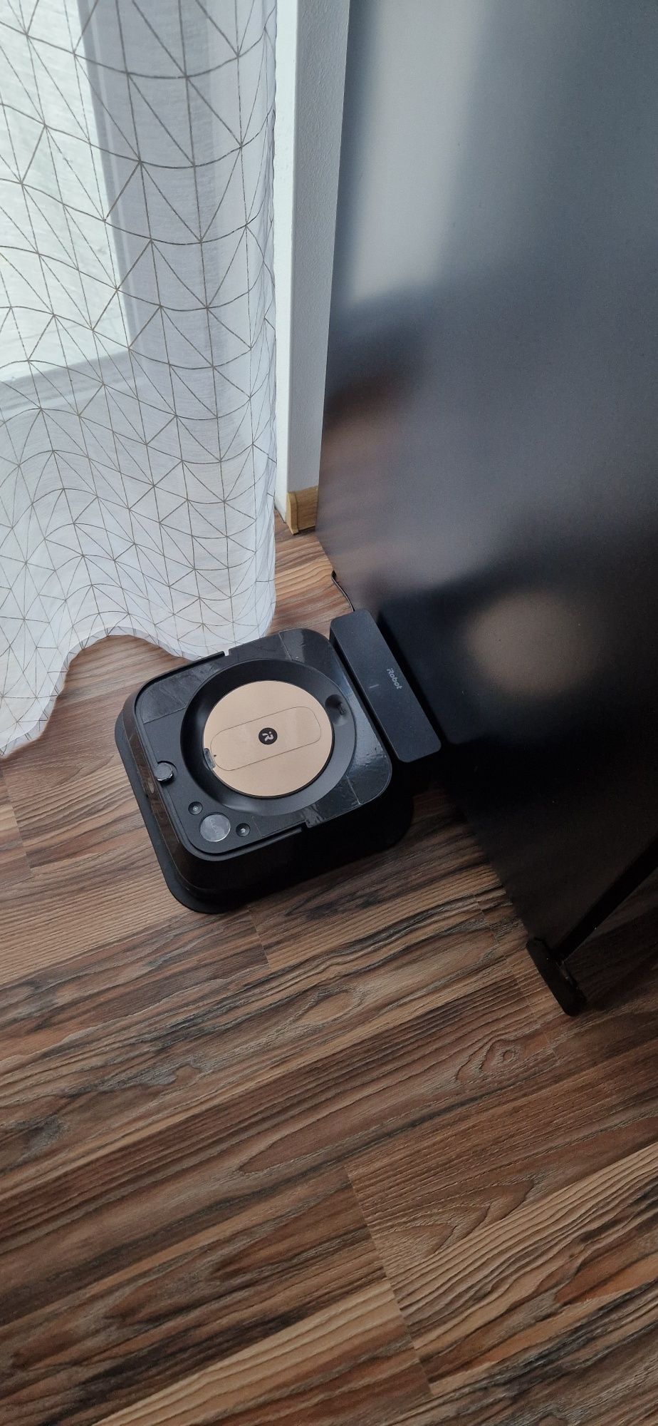 Robot mopujacy Roomba Brava Jet m6