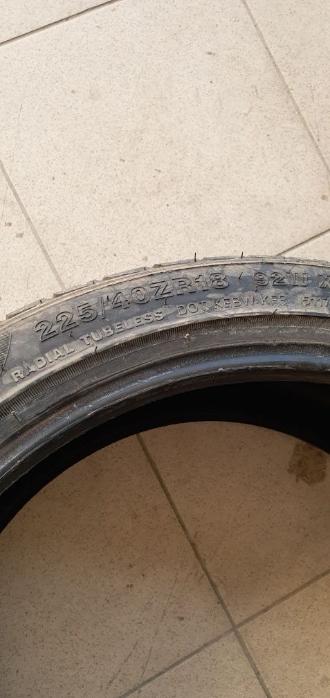 Opony letnie 225/40 R18