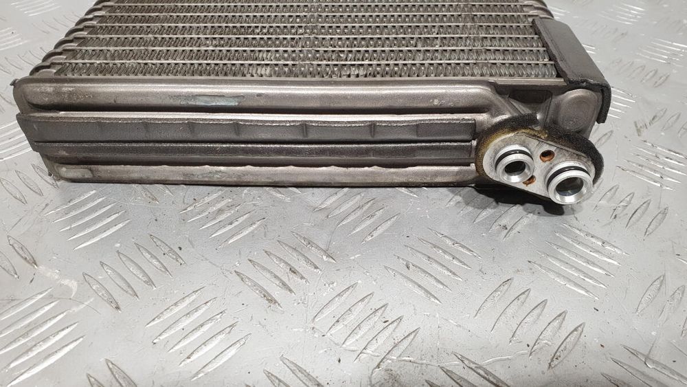 Испаритель кондиционера 8850142080 TOYOTA Rav 4 2.0d d4d разборка