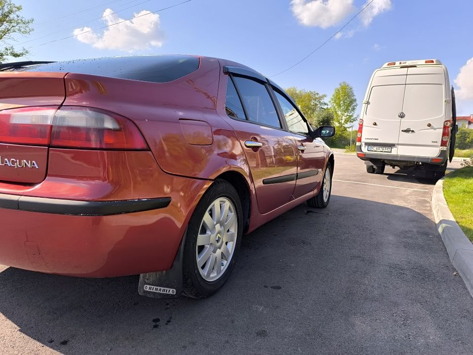 Продам Рено, всі питання по телефону