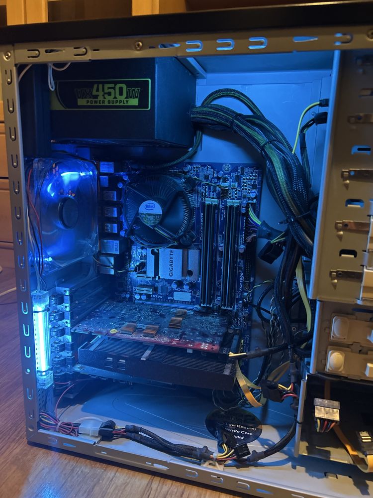 Retro PC | LGA775 | Core2Duo E8400 |EP45, 4GB RAM | Win7 | bez HDD/GPU