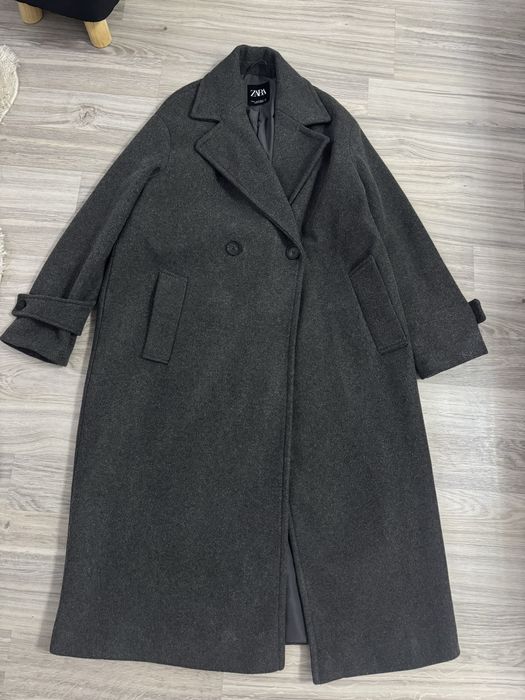 Пальто графітового кольору zara с-м