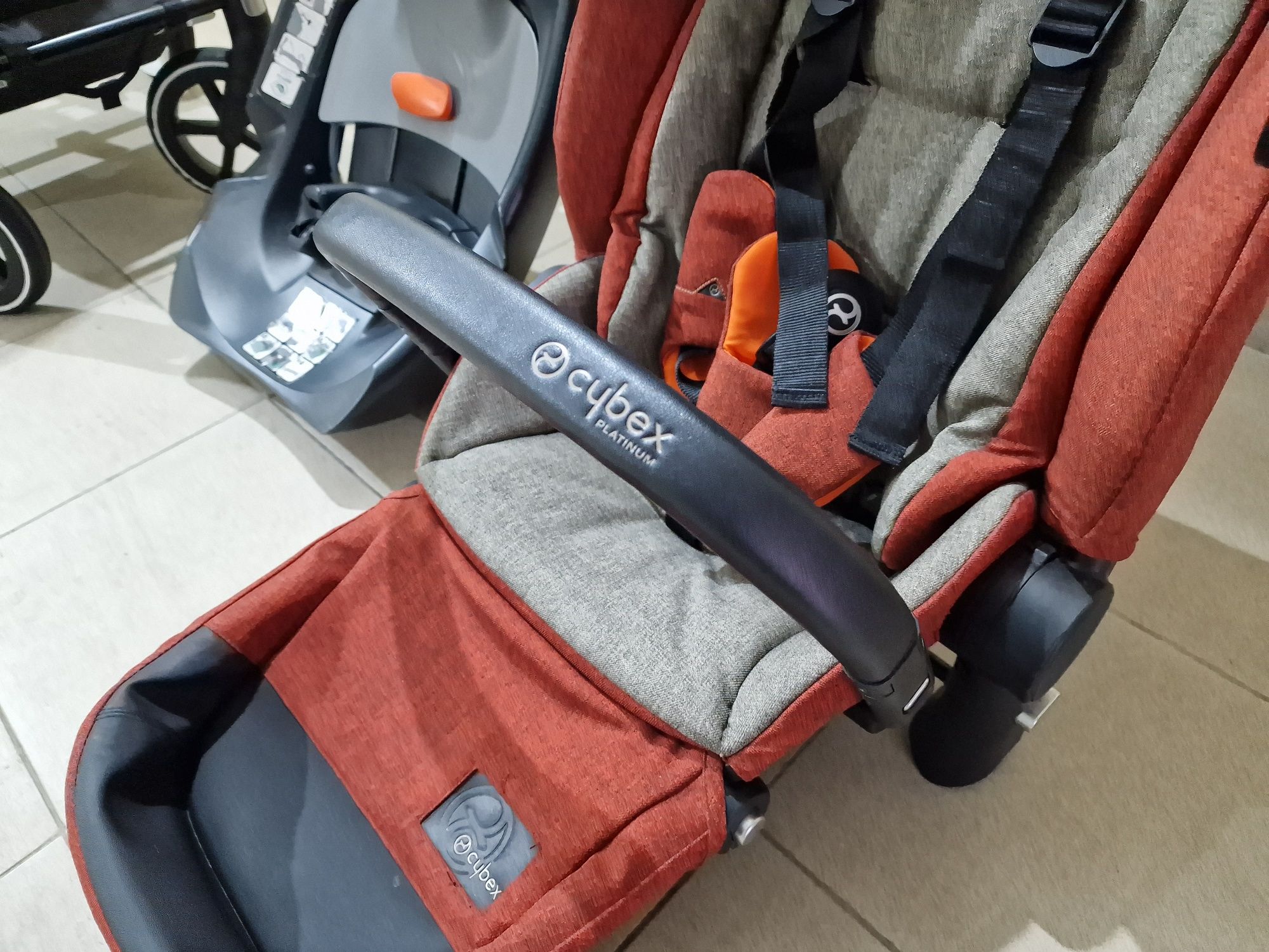 Carrinho e ovo Cybex Priam Platinum