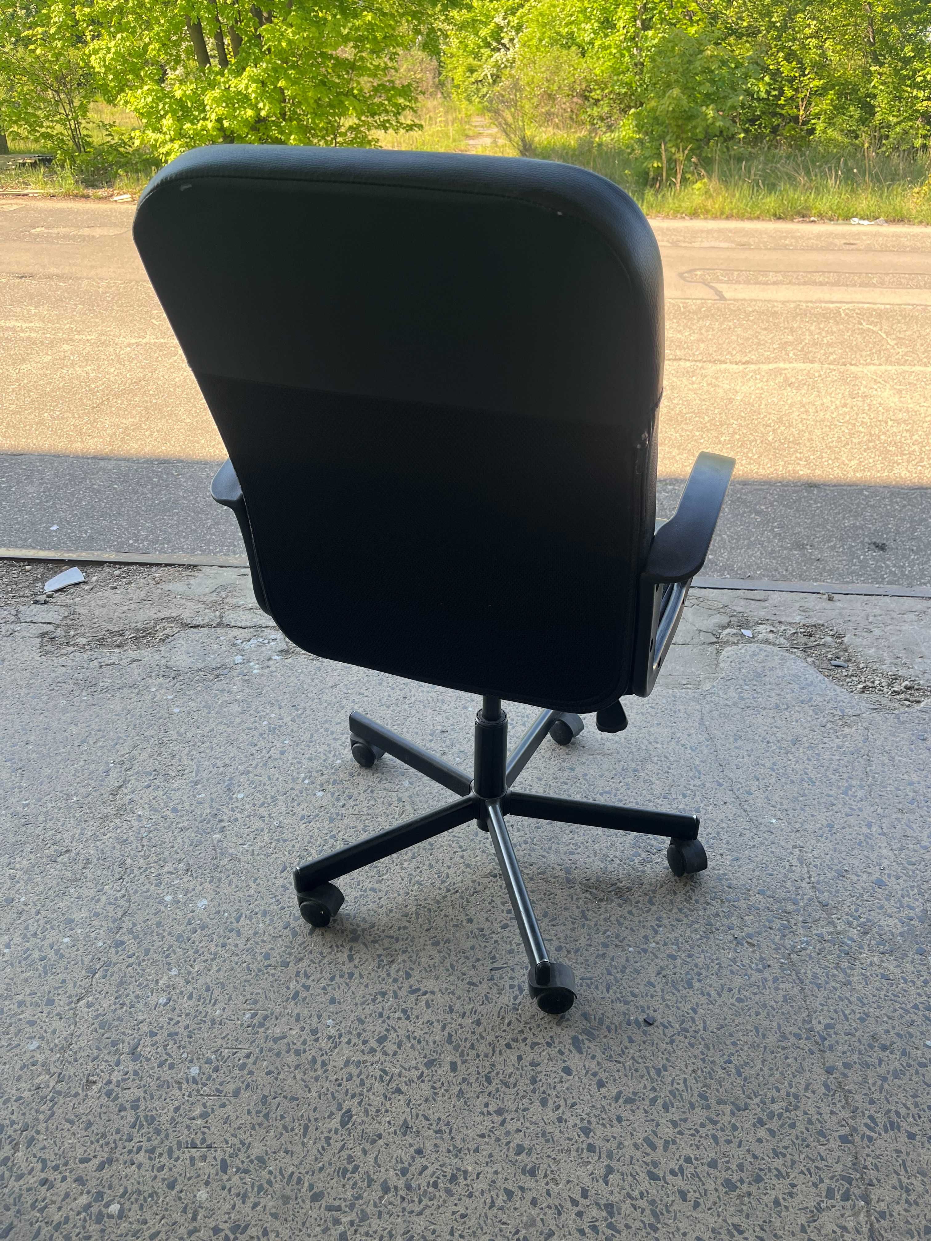 Krzesła Renberget IKEA