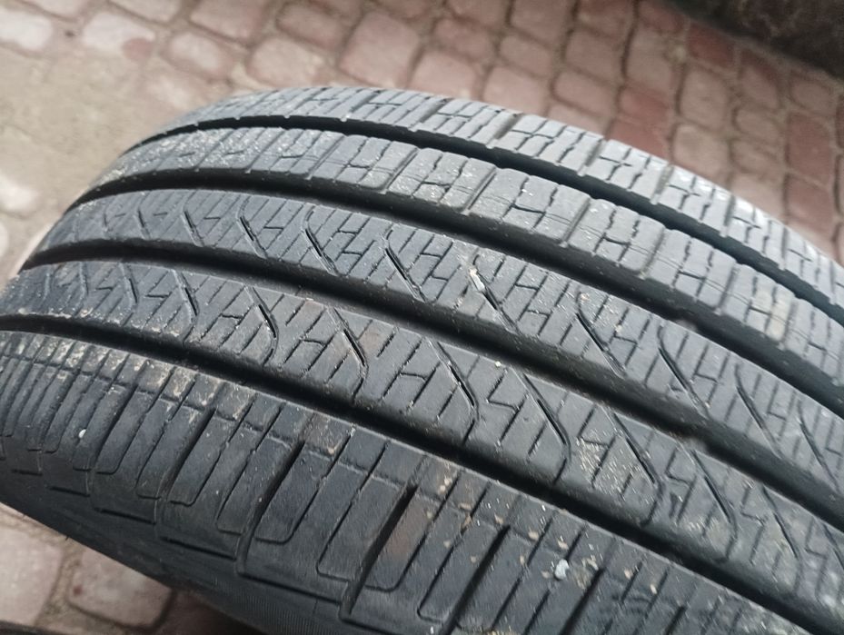 Opony całoroczne 215/50/18