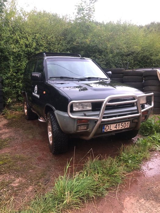 Nissan Terrano Samochód terenowy