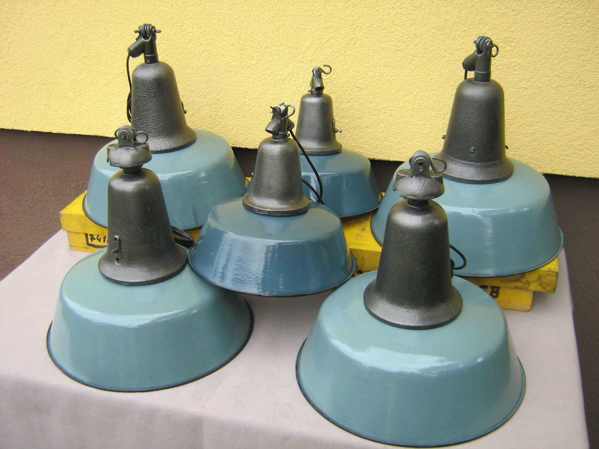 Lampy przemysłowe emaliowane OŻb-1. PRL Industrial Loft.