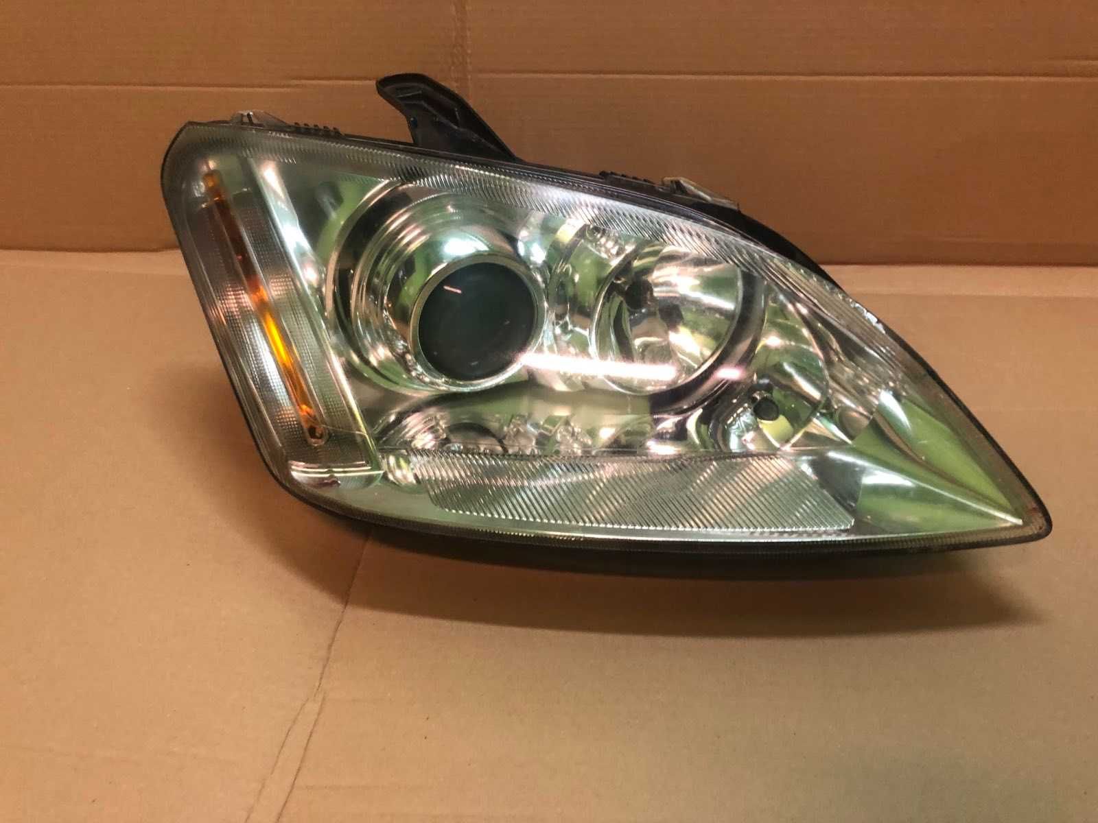 ford c-max mk1 lampa prawa xenon ksenon prawy przód przednia europa