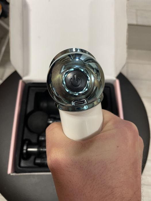 Масажер-пістолет міні