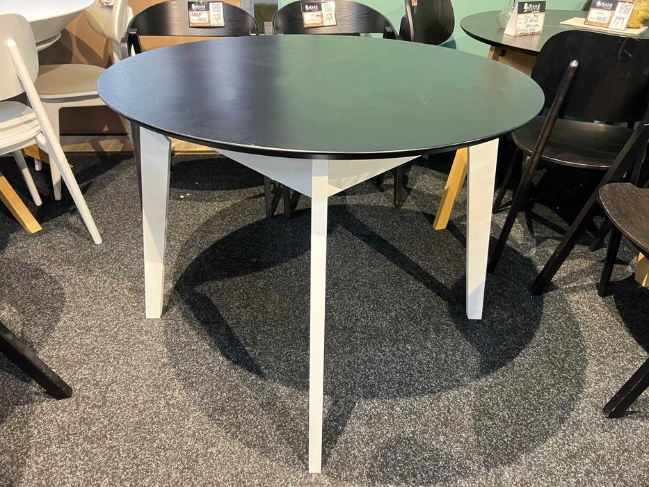 Стіл Марс Д100 круглий суцільний кухонний для дому на кухню для кухні