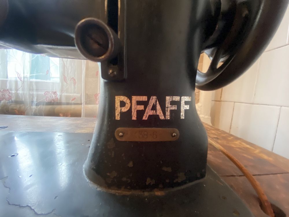 Швейная машинка антиквариат Pfaff