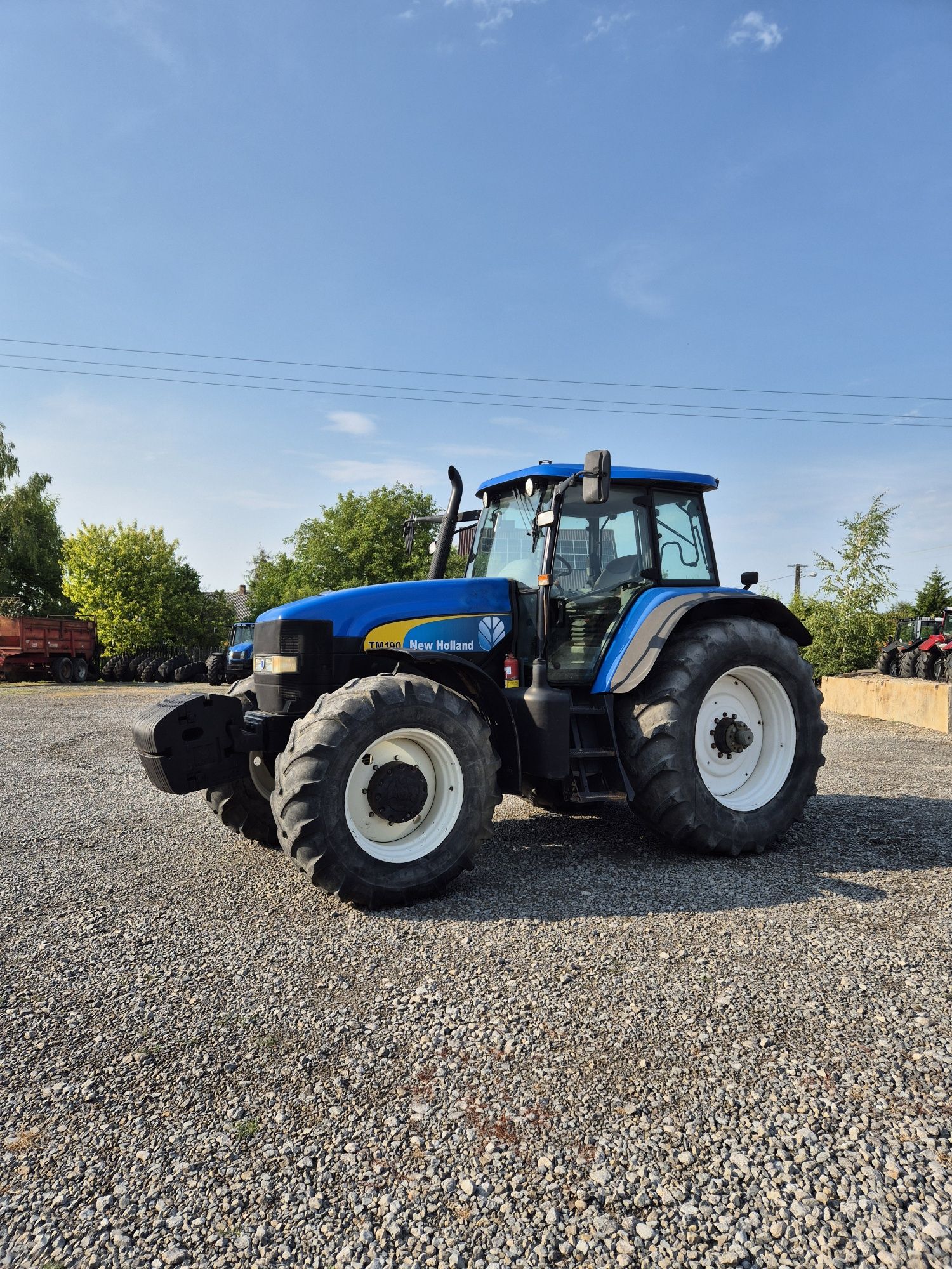 New  Holland  TM190  Pneumatyka