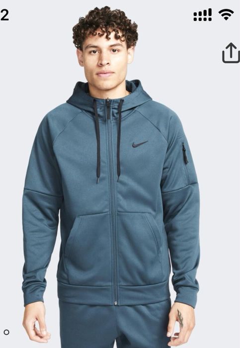 Зелений костюм Nike therma-fit