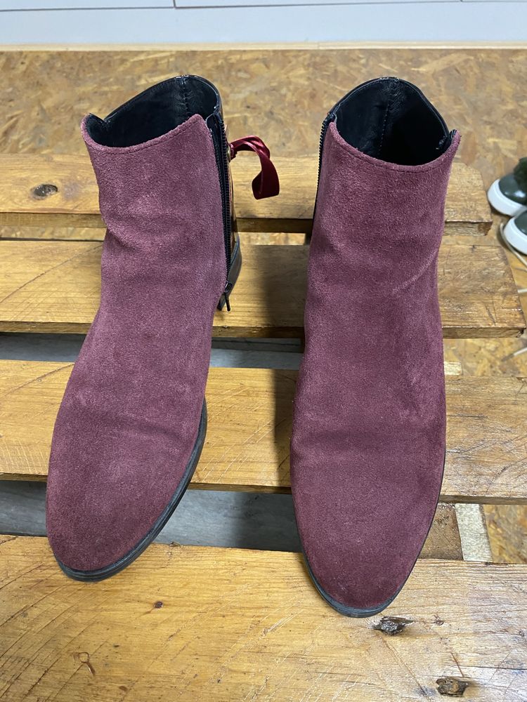 Bota de nebuque bordô