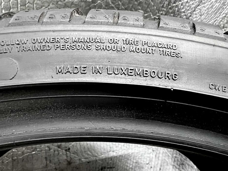 Шини Б/в 275.30.21 пара Dunlop