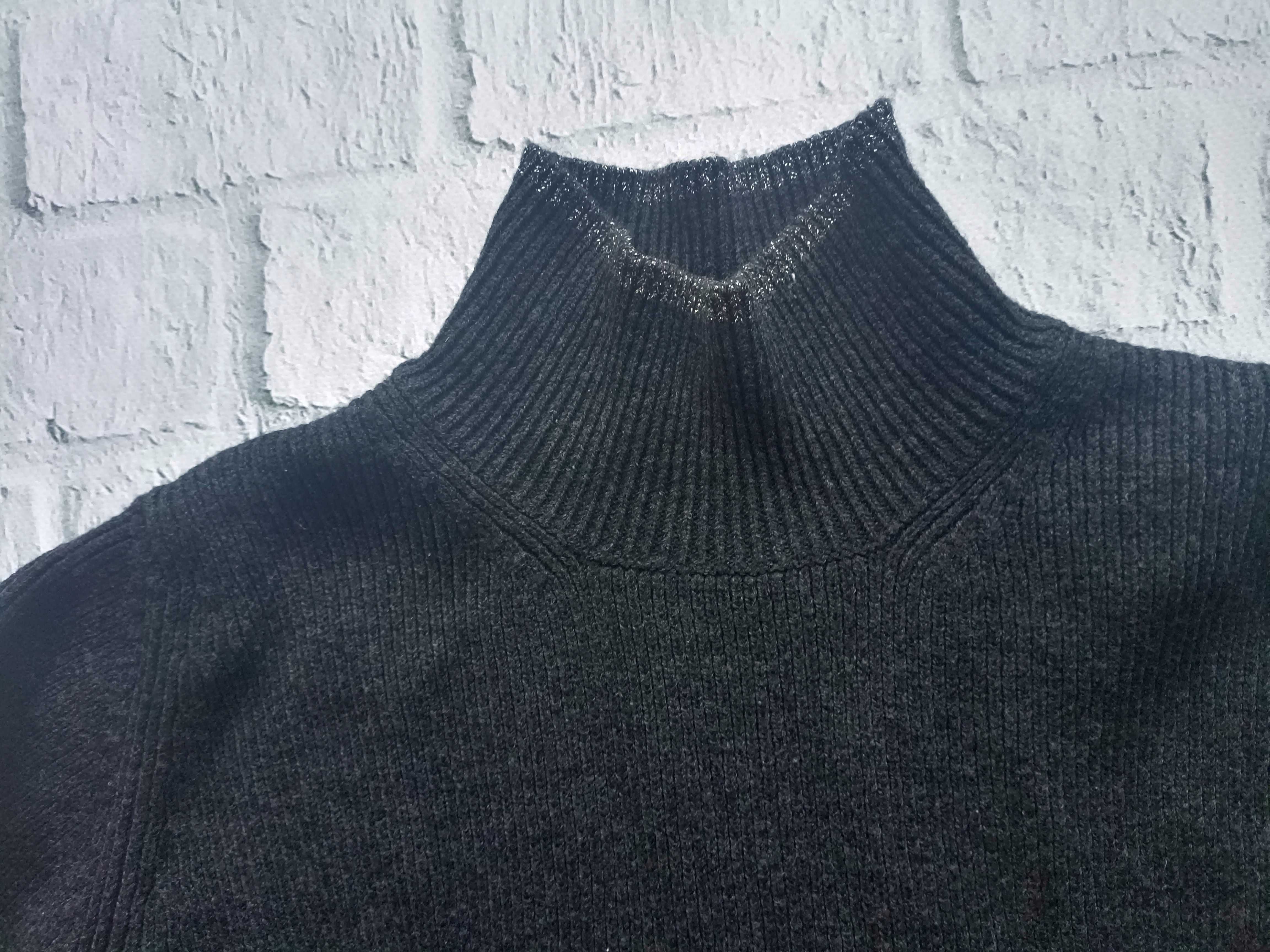 Granatowy sweter/ golf ze srebrną nitką - 36/38