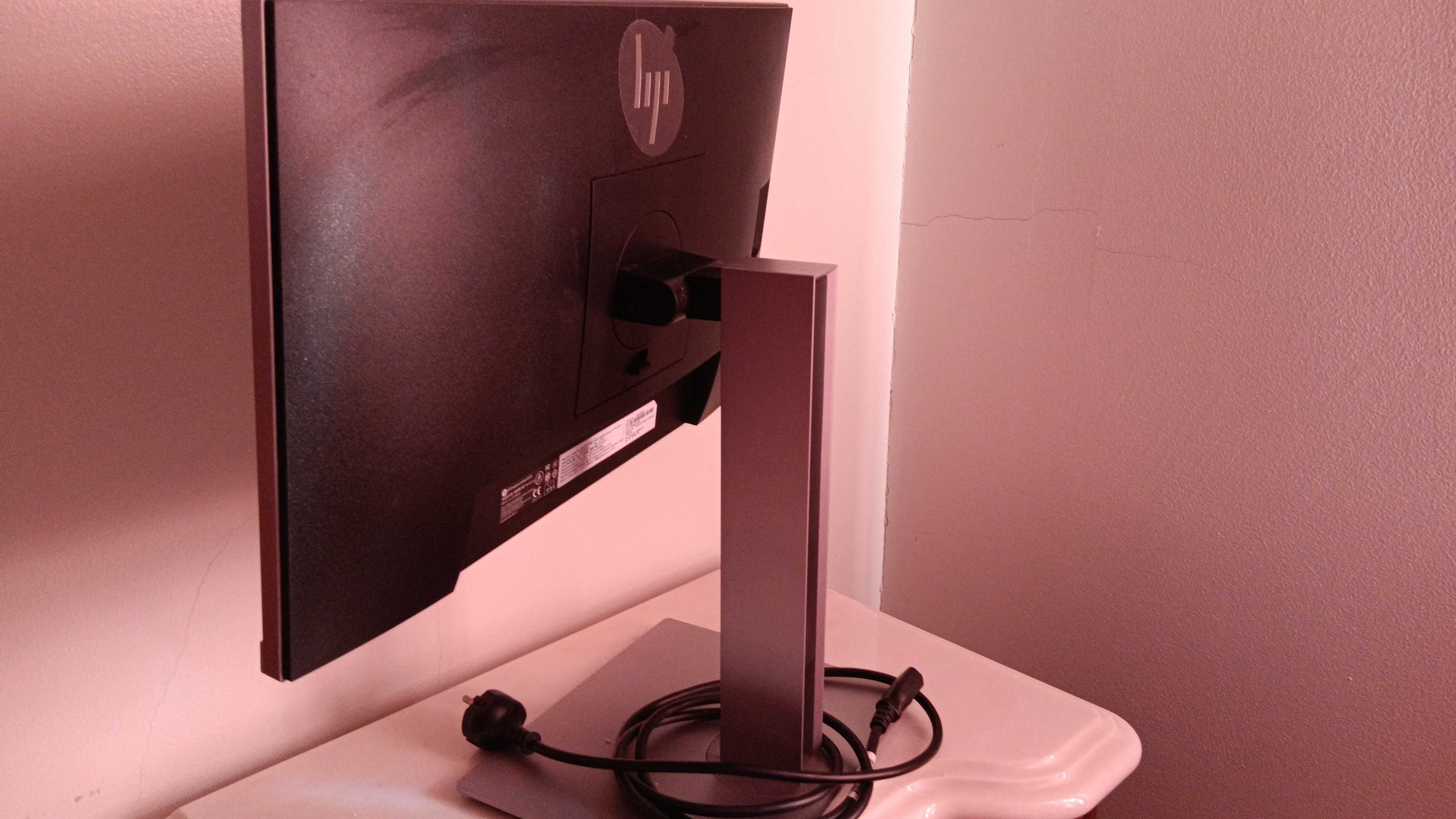 Monitor Hp E223 55cm