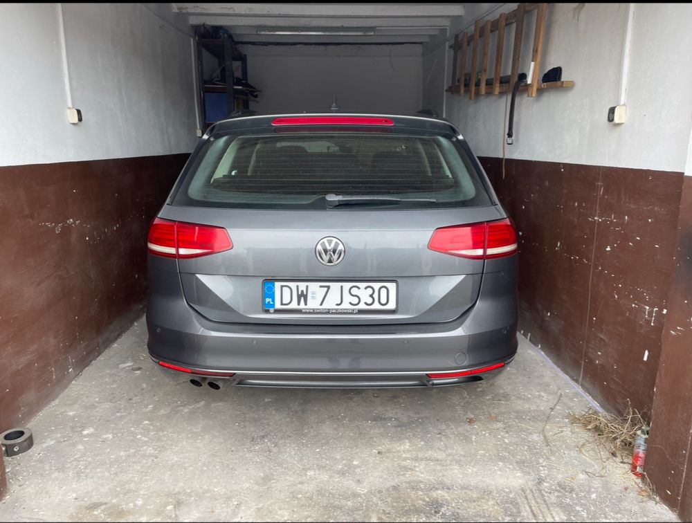 Sprzedam garaz legnica piekary C