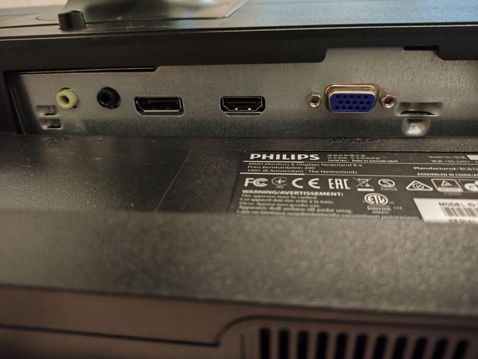 Monitor Philips 24" | Webcam | Microfone | Colunas