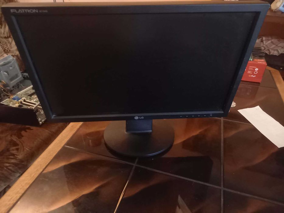 Monitory na sprzedaż