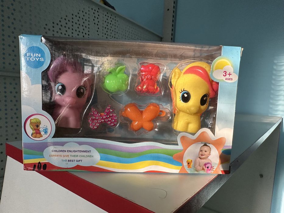 іграшки для купання Поні таун