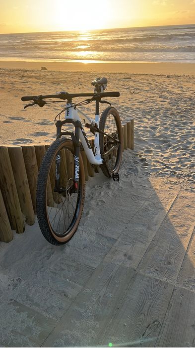 KTM Scarp Elite 2023 – Carbono / Shimano XT / Fox – Full Suspension