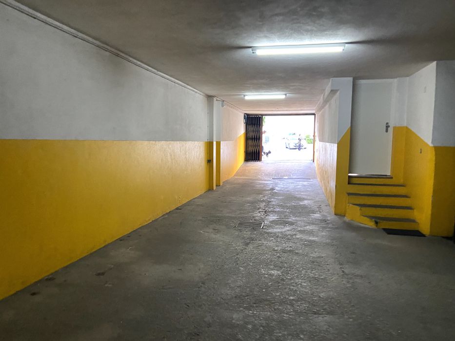 Garagem fechada / box